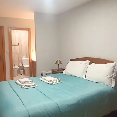 Maison d'hôtes Casa da Lage - T1 - Piscina privada - BBQ - Vistas rio - Gerês
