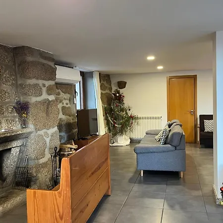 Casa Da Lage T1 Com Lareira - Piscina A Partir De 1 Abril - 