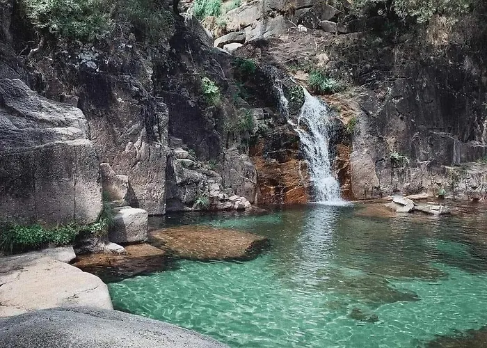 Casa Da Lage T1 Com Lareira - Piscina A Partir De 1 Abril - 
