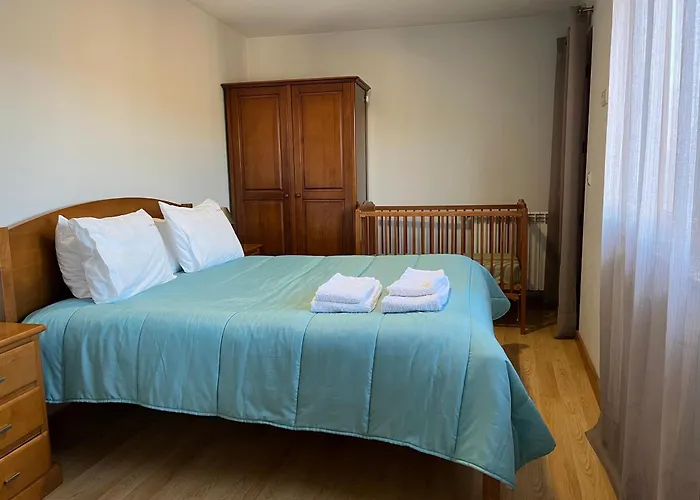 Casa Da Lage T1 Com Lareira - Piscina A Partir De 1 Abril - 4* Gerês