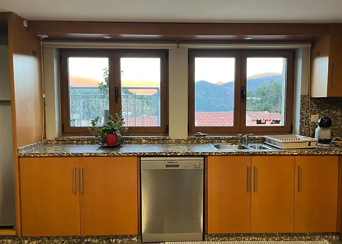 Casa Da Lage T1 Com Lareira - Piscina A Partir De 1 Abril -